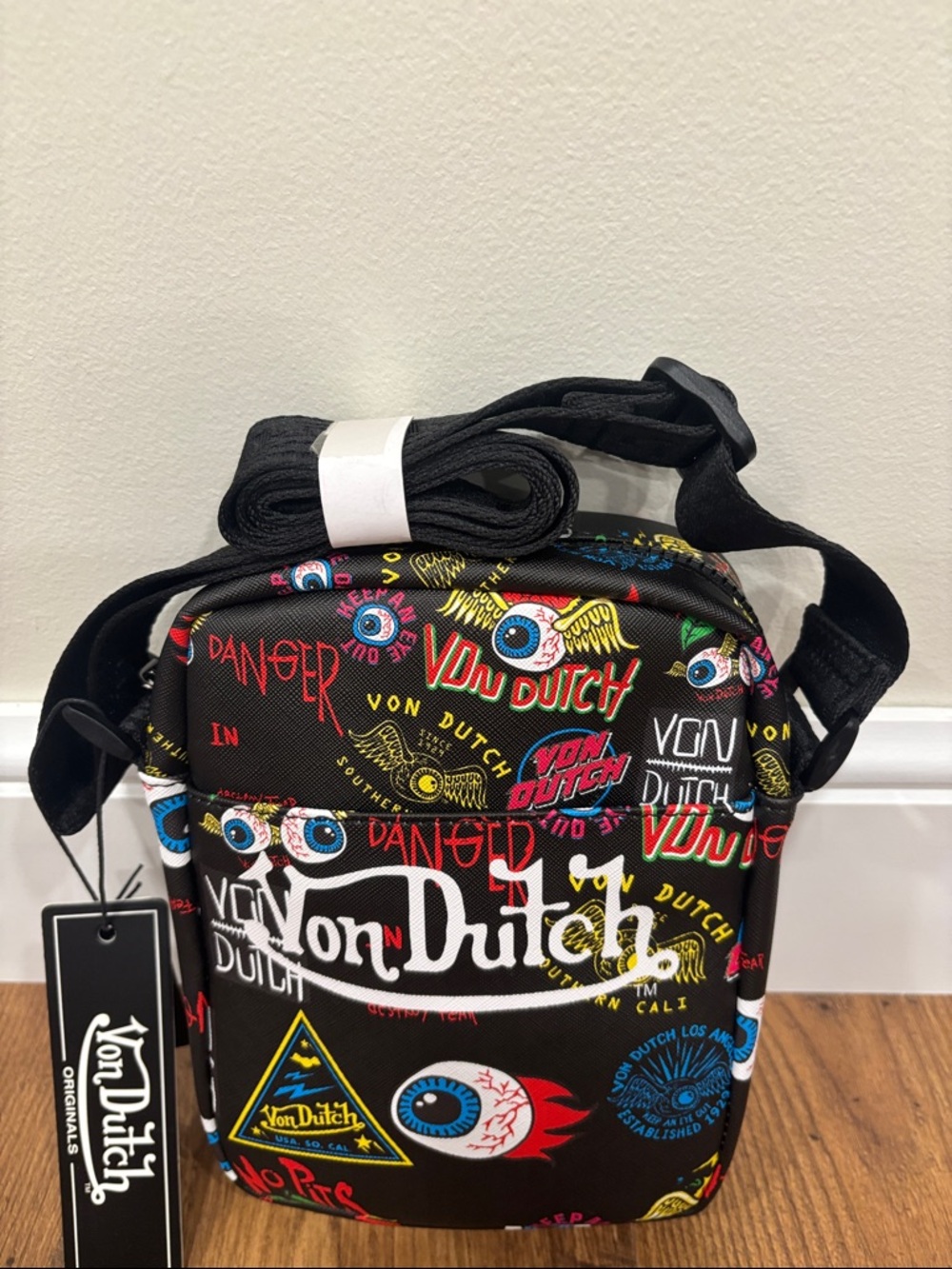 Von Dutch Black Flying Eyeball Graphic Logo Mini Crossbody Bag - Picture 3 of 8
